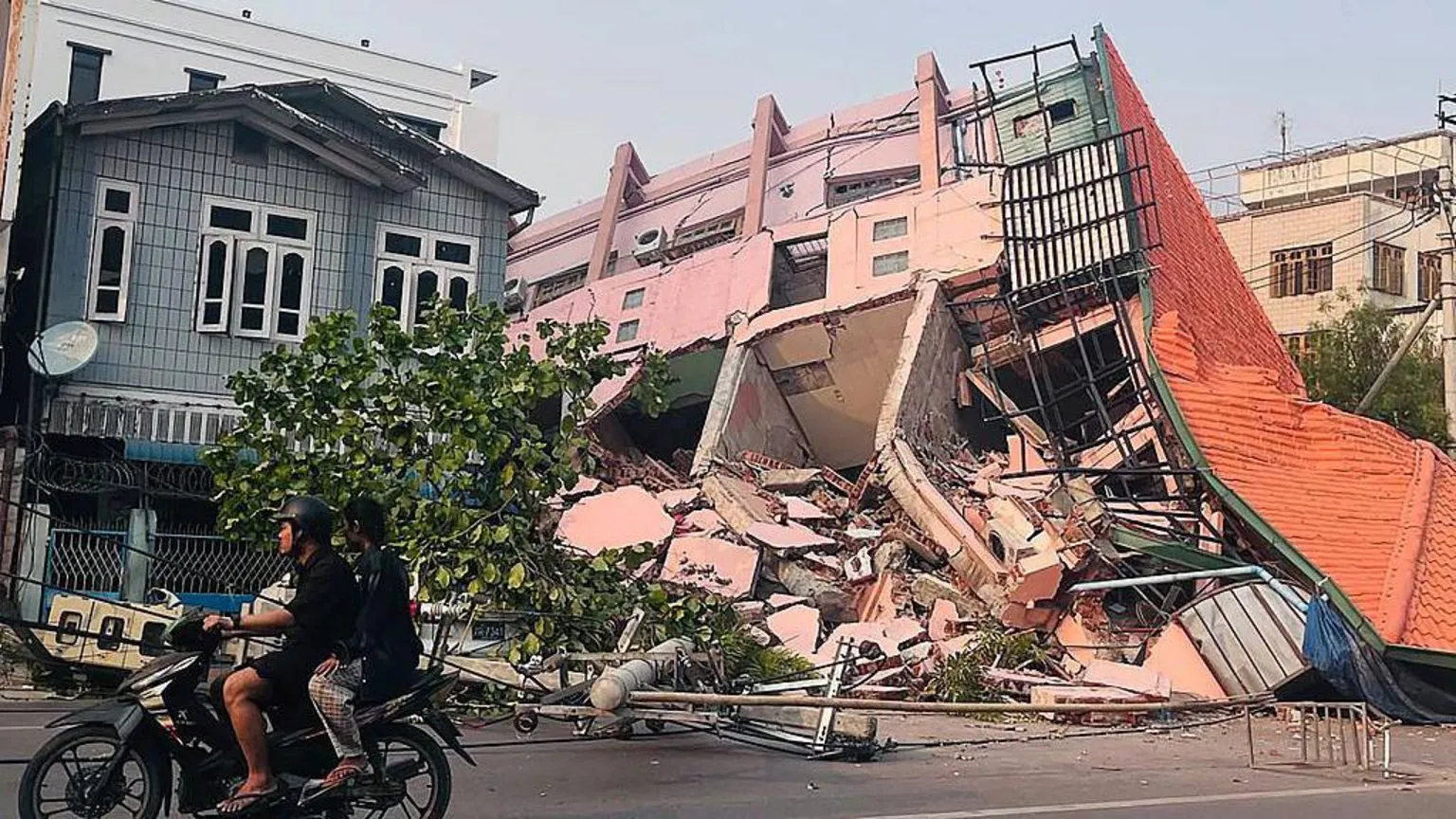 Powerful Earthquake Strikes Myanmar and Thailand
