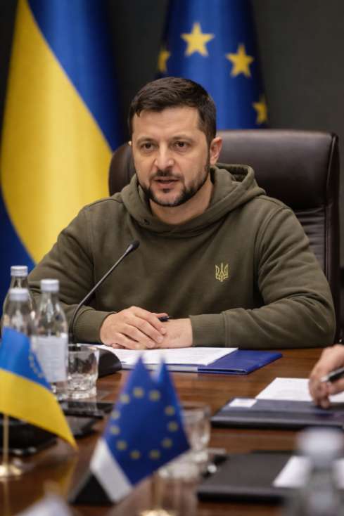 Zelenskyy says Ukraine may present peace proposals to Russia within days
